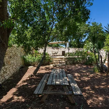 Piazzetta Dei Trulli By Perle Di Puglia Чистернино