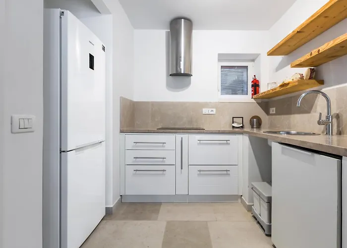 Piazzetta Dei Trulli By Perle Di Puglia