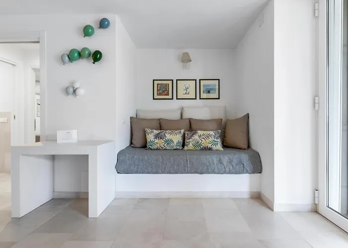 Piazzetta Dei Trulli By Perle Di Puglia * 치스테르니노