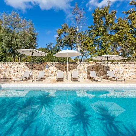 Piazzetta Dei Trulli By Perle Di Puglia *
