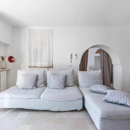Piazzetta Dei Trulli By Perle Di Puglia Cisternino